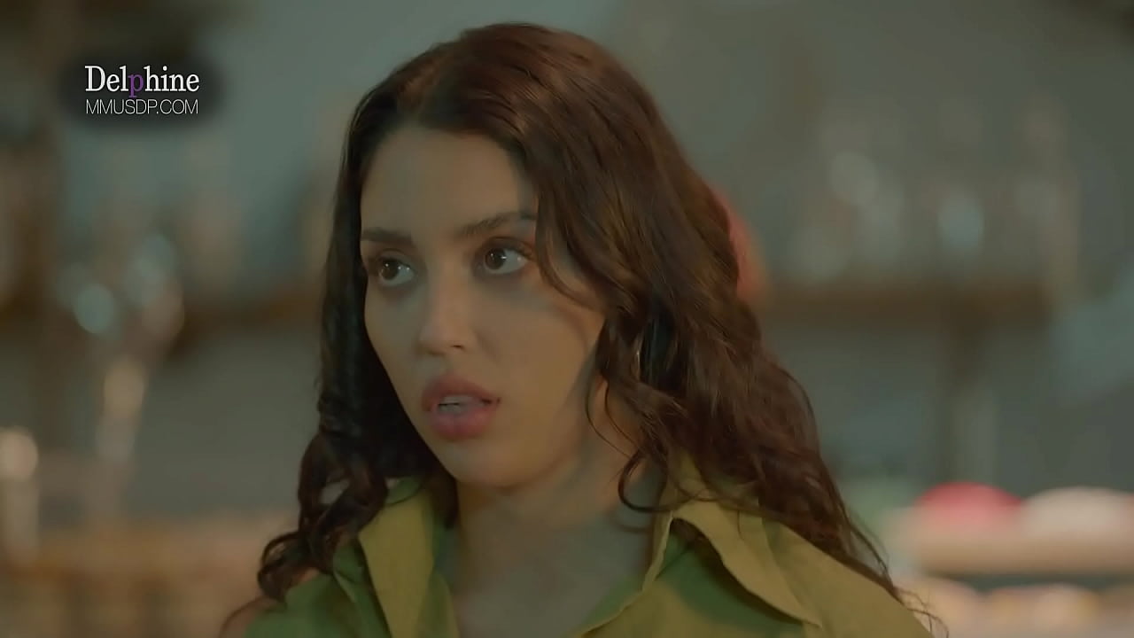 College Girl&rsquo;s Love Story - LAA0036