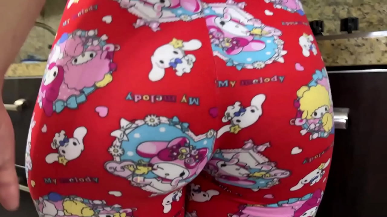 my 18 year old stepdaughter cooking what a delicious view i love to see her big ass