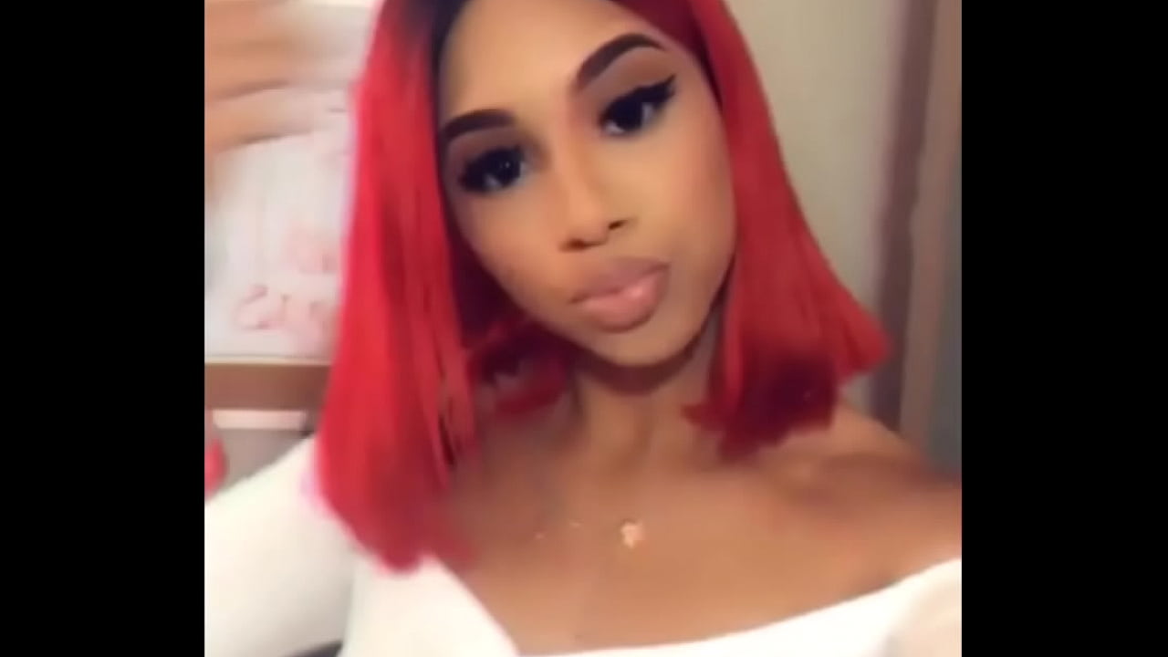 Sexy light skin premium pussy play