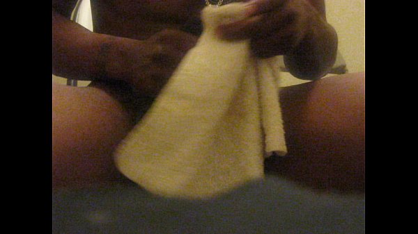 JACKING OFF ON DA COUCH