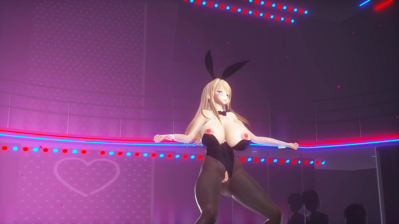 Kancolle Ship Bismarck wearing bunny suit and dances for the crowd