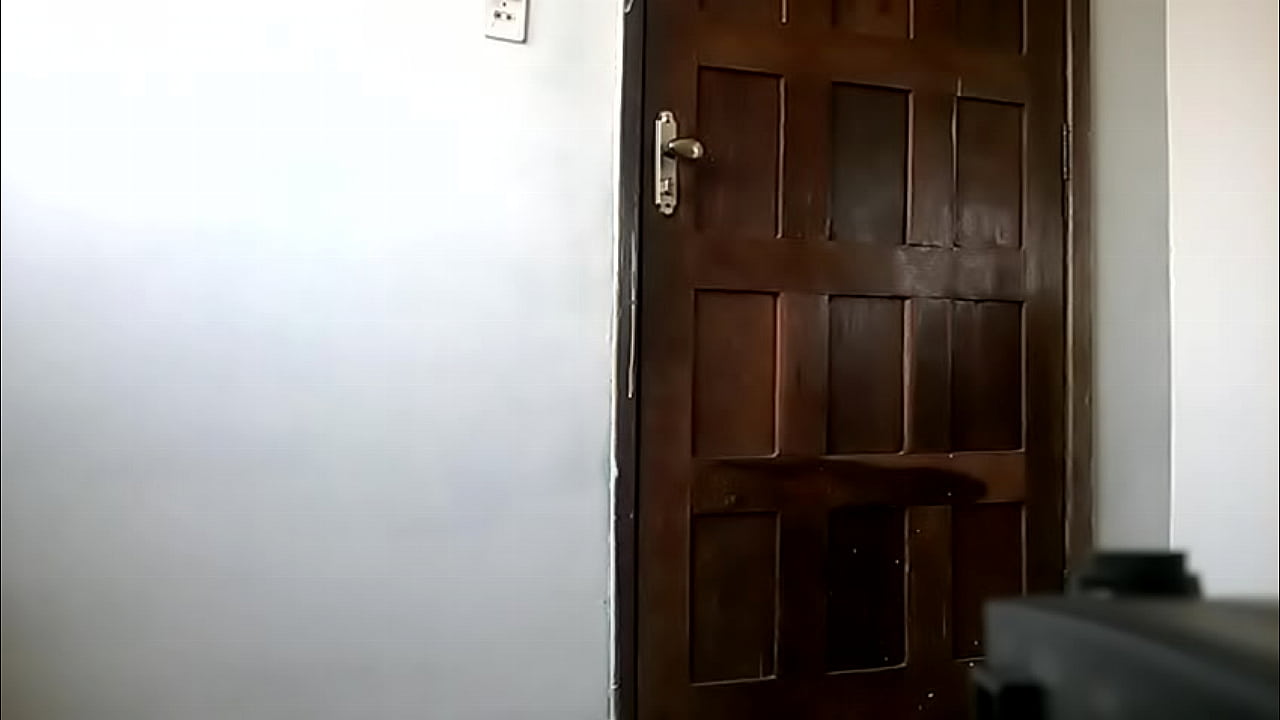 Apanhando e ficando de pau duro com tes&atilde;o a ido de voces.