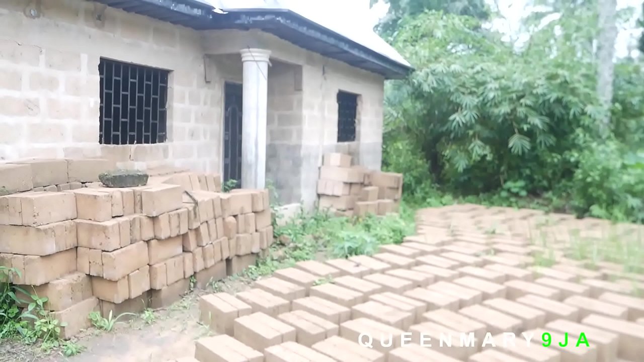 Fucking in an uncompleted building because of money