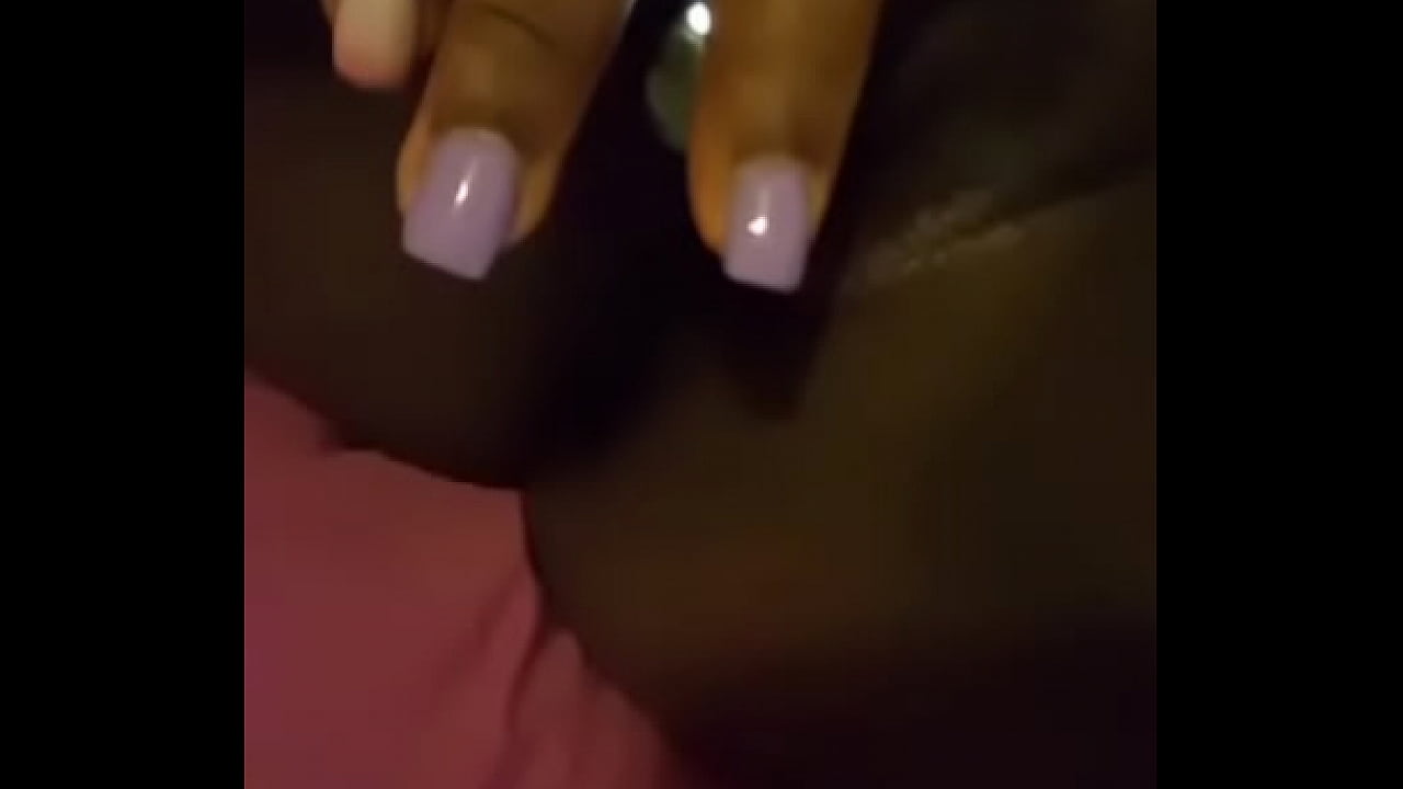 Fat tight pussy play ebony until It's wet