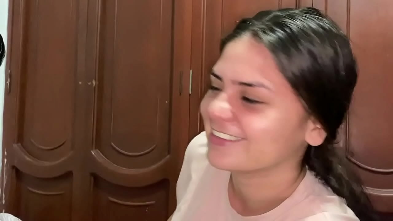 le follo el co&ntilde;o a mi amiga por un juego