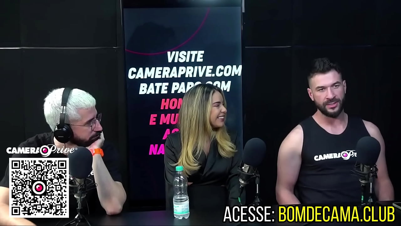 ELE N&Atilde;O COME DIREITO