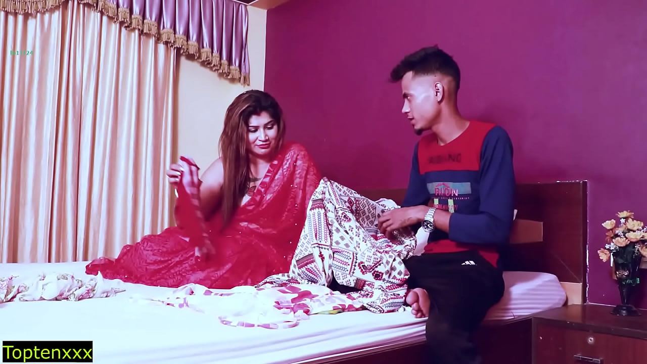 18yr Tailor Boy Tricked Sex with NRI Rich Wife! Desi Naughty wife