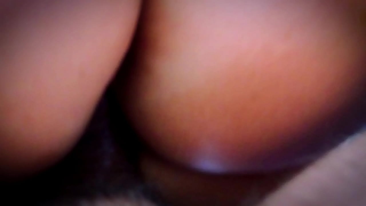 Nice Bubble Butt MILF Pays Rent Alternative Way