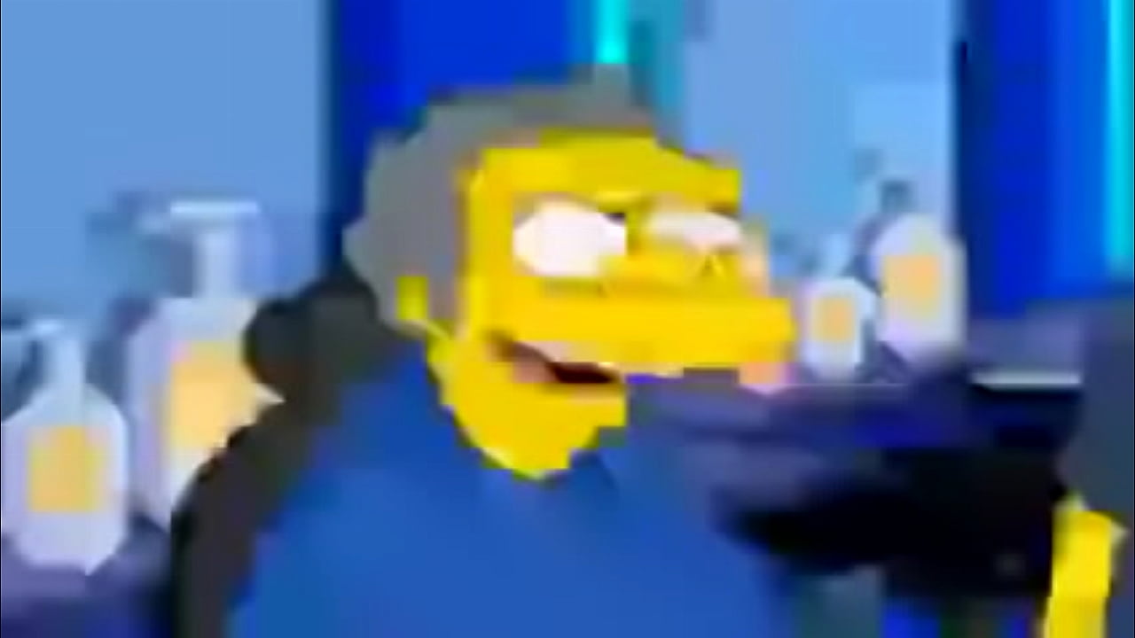 Homer Simpson Recibe un Corte de Pelo