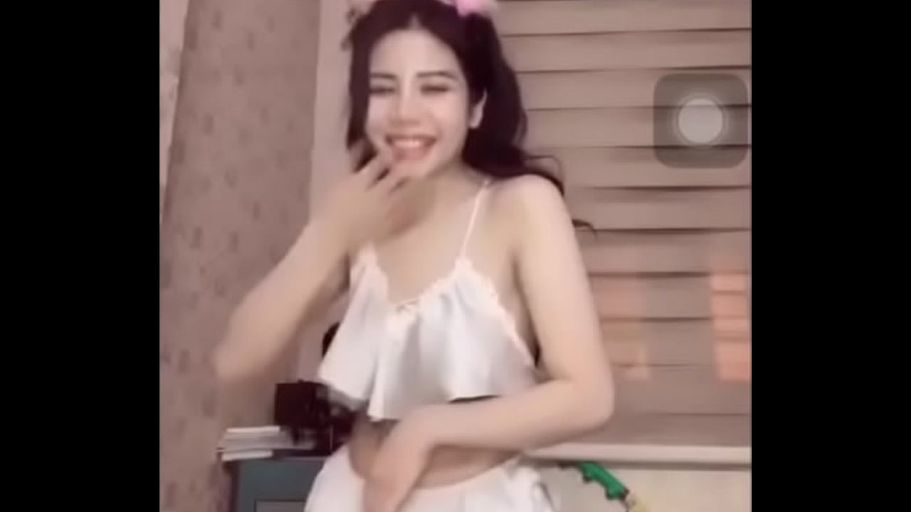 Th&egrave;m cu qu&aacute; ước g&igrave; c&oacute; con cu to khỏe cho em b&uacute;