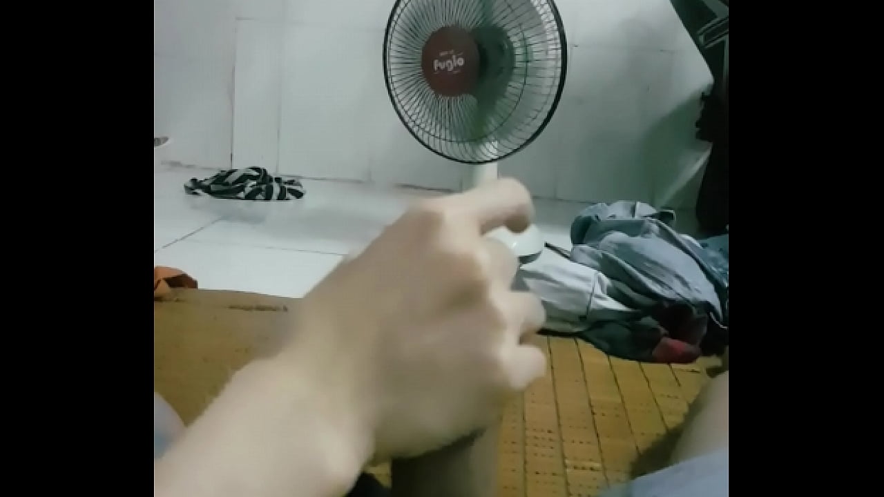 Chị h&agrave;ng x&oacute;m b&igrave;nh dương