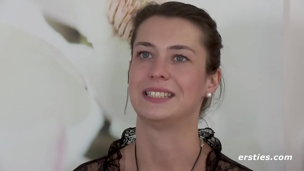 Girl Uses a Mirror to Masturbate