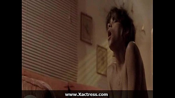 Halle Barry licked and fucked