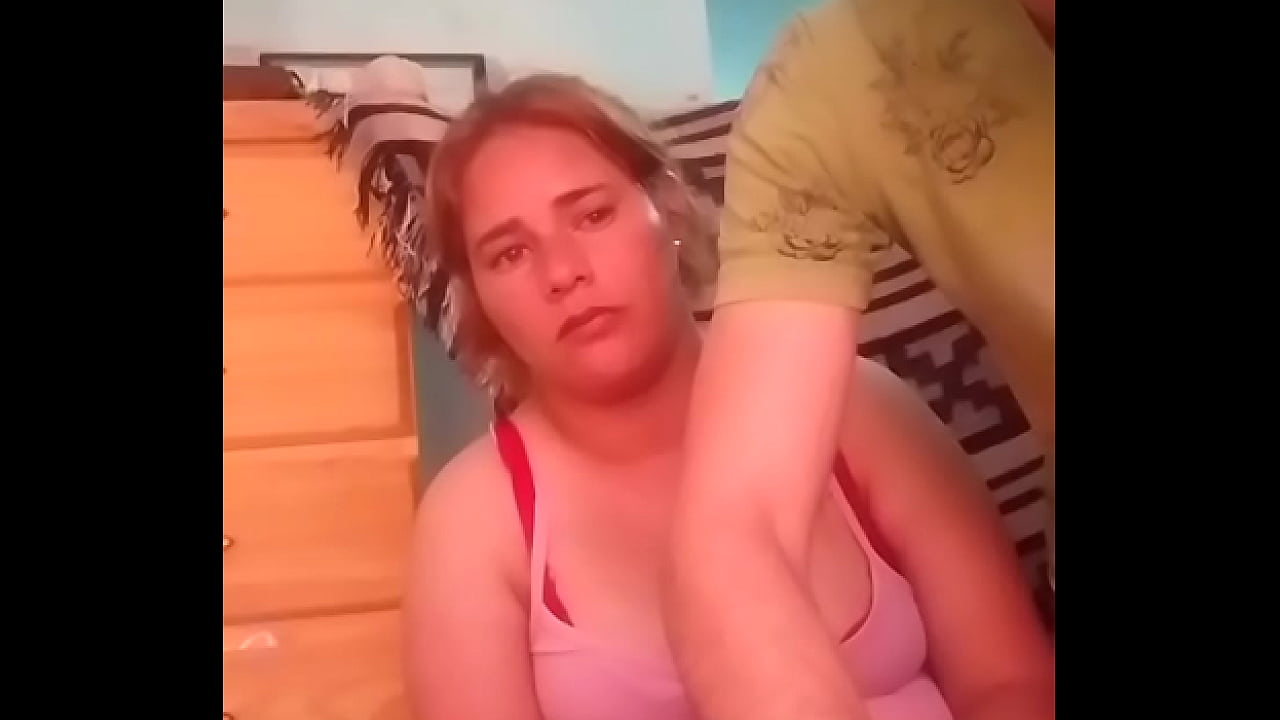 Chup&aacute;ndola un rato cuando chateamos en vivo