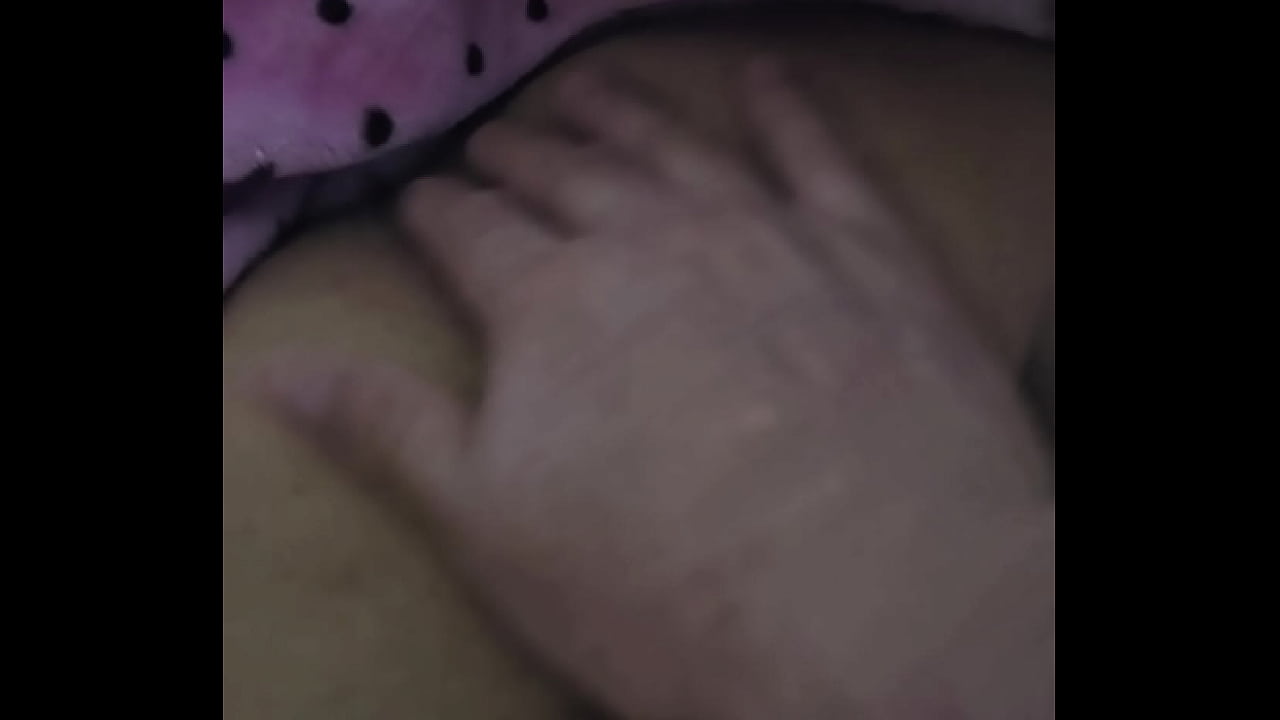 Acariciando su rico culo