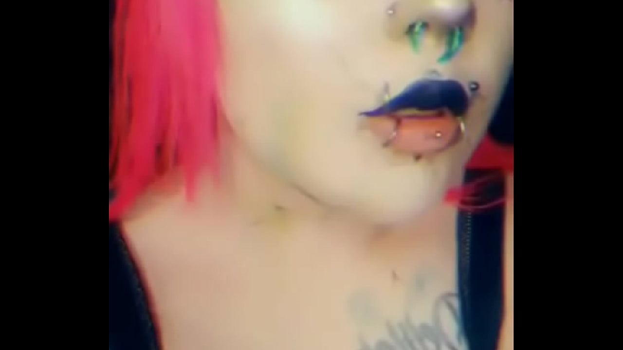 Don't mind my ugliness, but today's inspiration, BeetleJuice :3