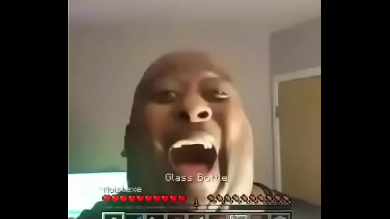 Como cuando tomas agua jajaj que risa miau me piden que tenga un 40% de diferencia pero ya no s&eacute; que poner :(