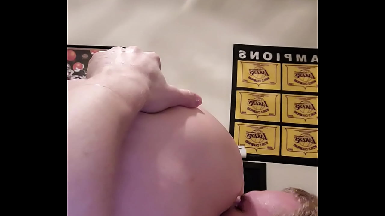 pussy squirting on face