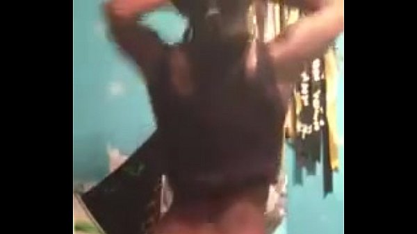 Dancing Because I'm Bored !