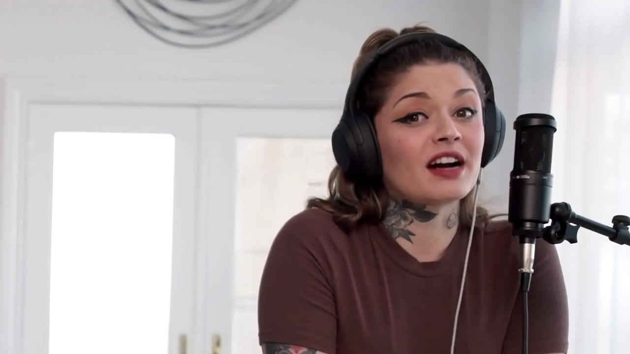 BRUNETTE QUEEN Vanessa Vega Gets Enthusiastically Fucked By Her Blind Date