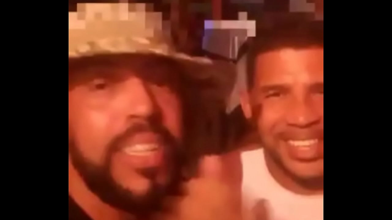 ATOR BOLT JONES E LEO OGRO JUNTOS NUMA FESTA