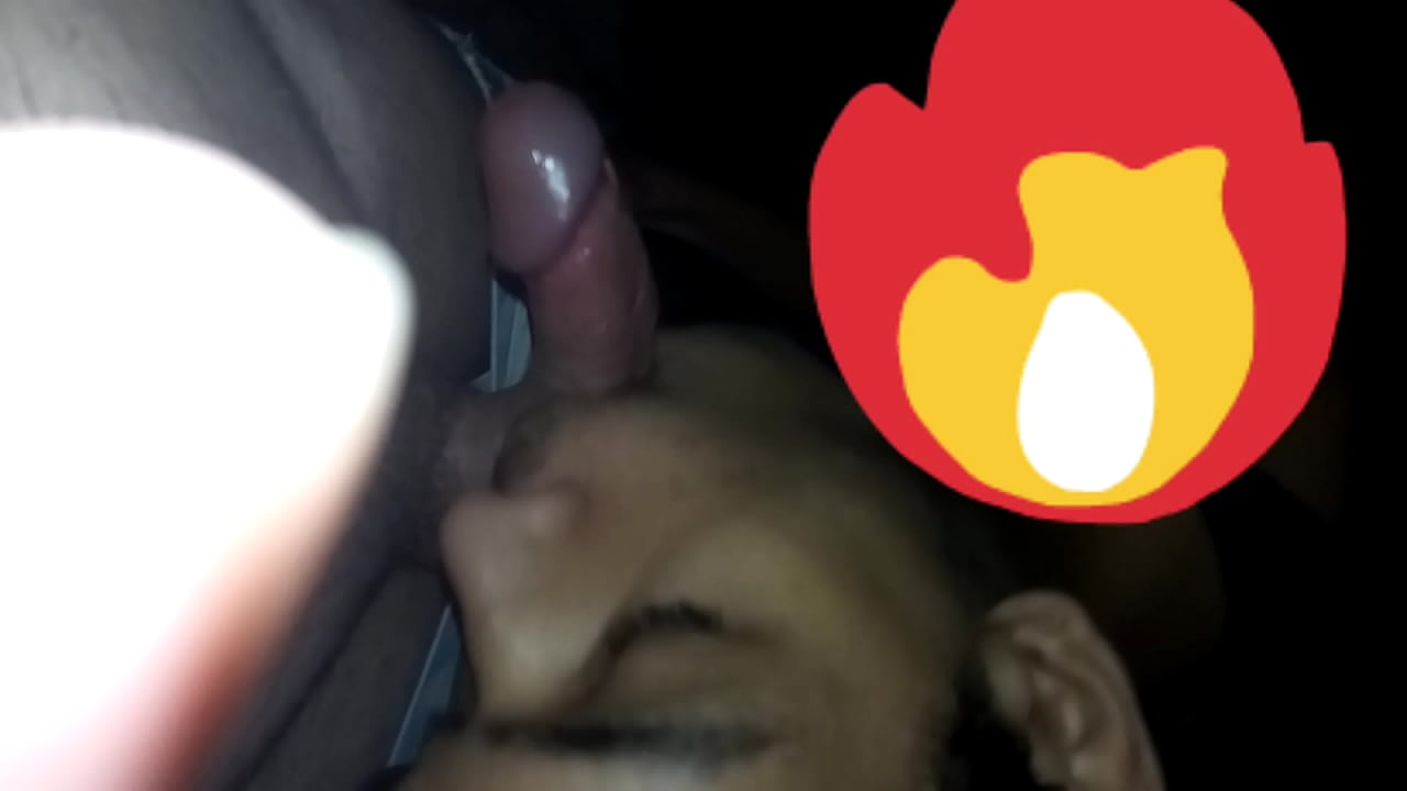 Traindo a esposa com macho do pau rosado