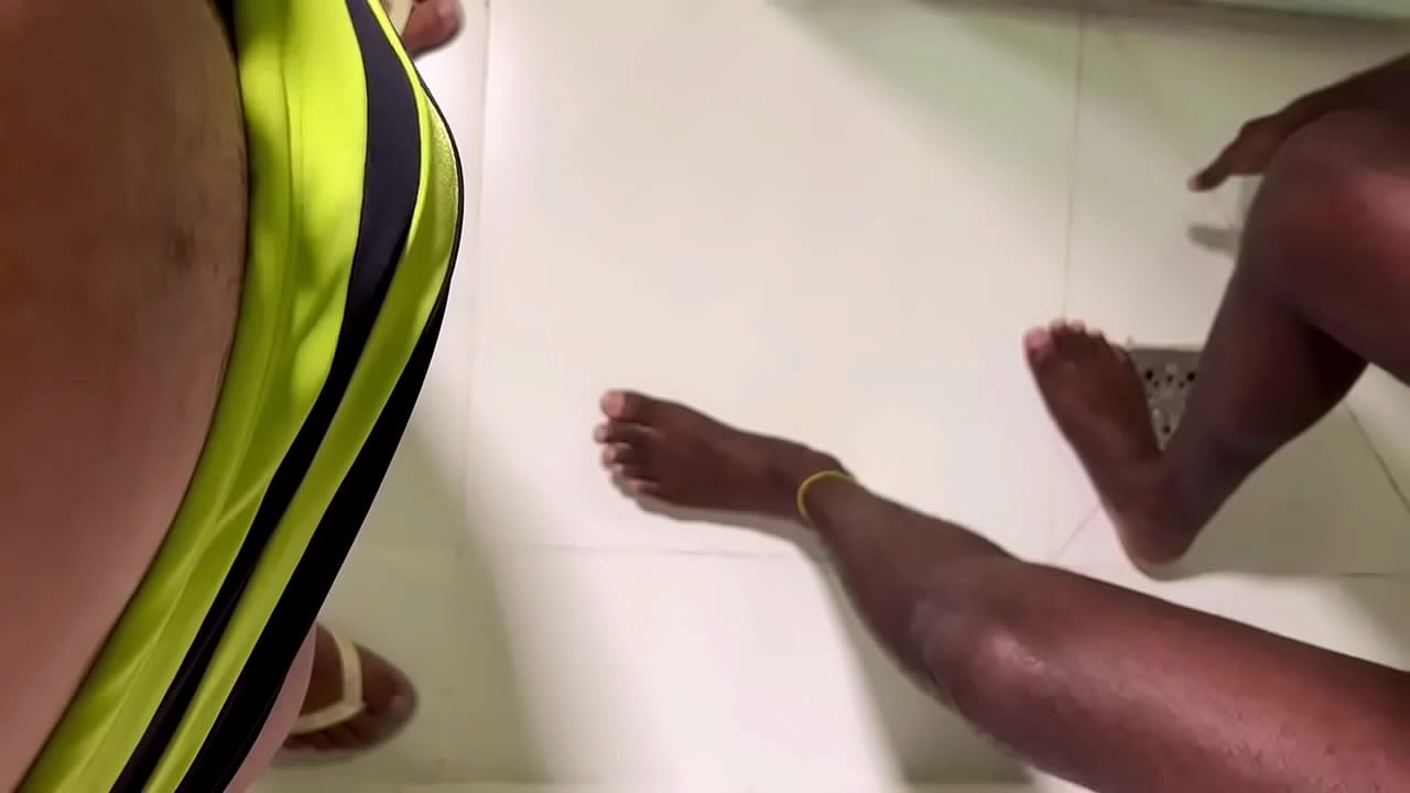 O novinho da baixada de 22 anos