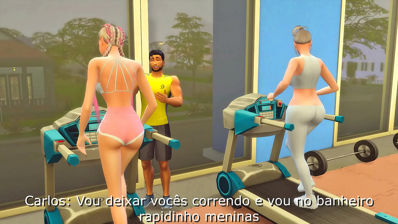 MULHER TRANSANDO COM O INSTRUTOR DA ACADEMIA