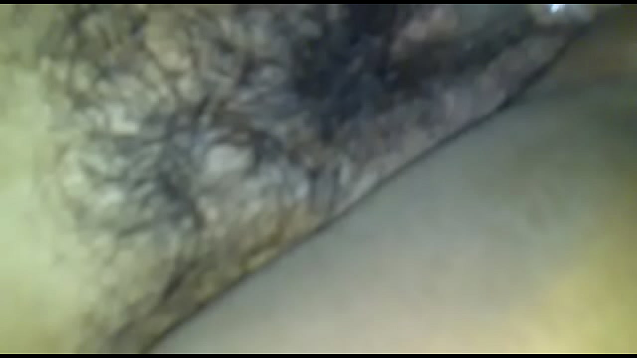 a escondidas de sus padres