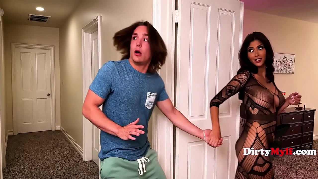 Lola Pearl Fucks Her Angsty Step Son Who Just Realised She Makes "CONTENT"