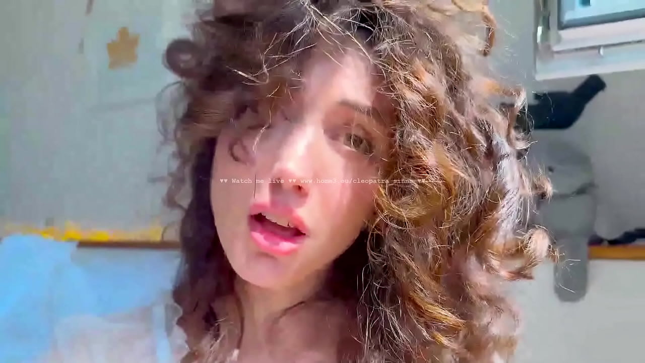 Naughty masseuse oils up her client, slowly grinding on him before pulling his cock out and sucking it deep, then riding him with wet pussy slaps and filthy talk