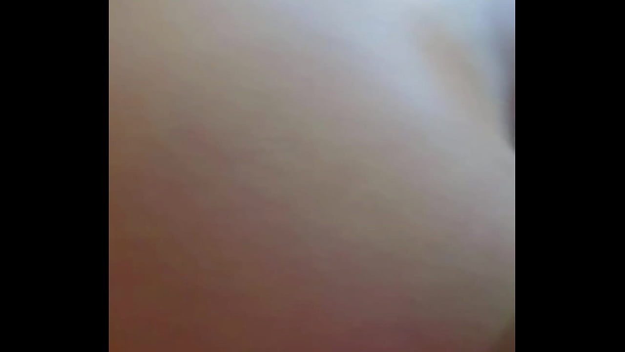 Kalena Mitrak - Dei para o mec&acirc;nico e tomei leitinho na sala de ferramentas da oficina