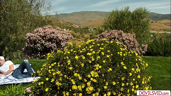 Sexy blonde teen fucked by her stepbro in the frontyard
