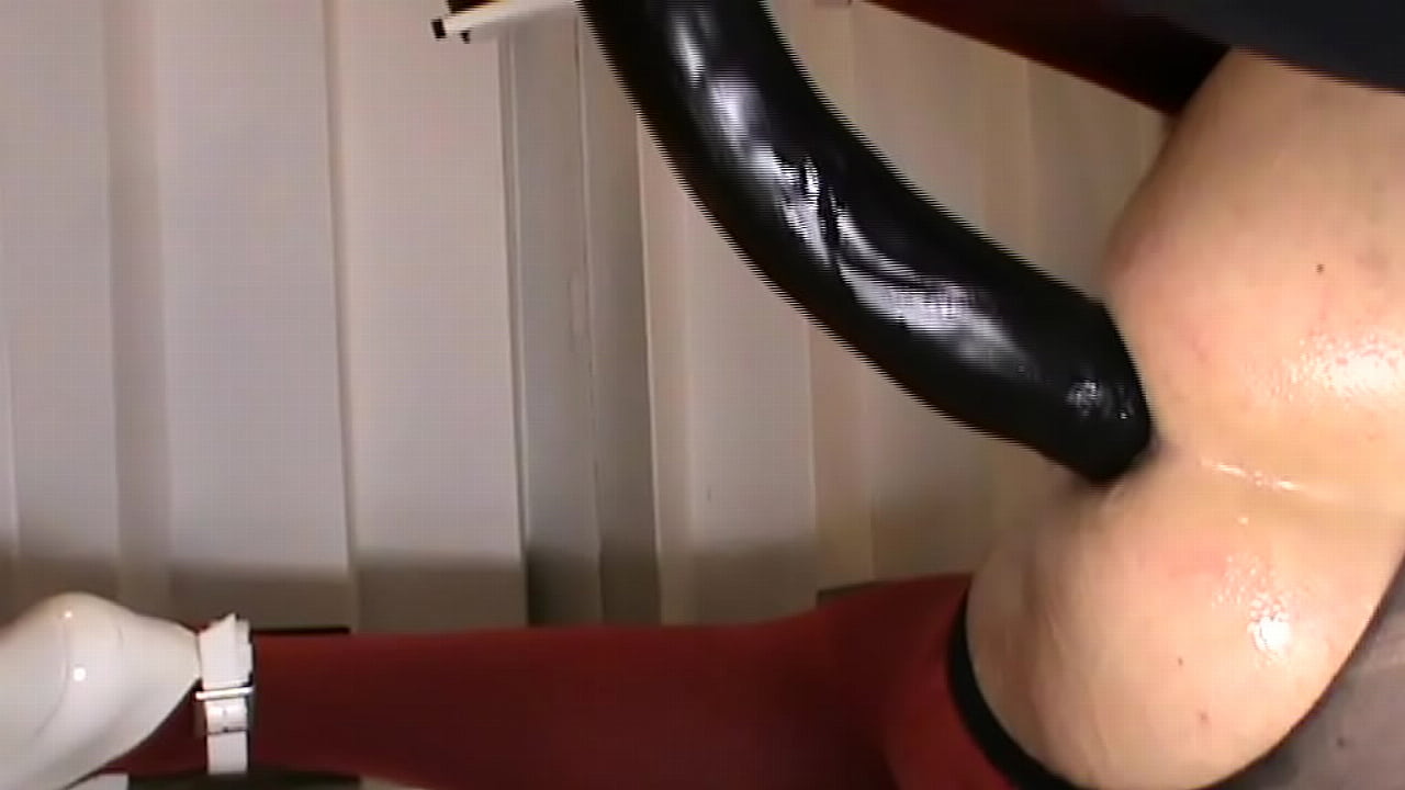 a very big dildo anal b