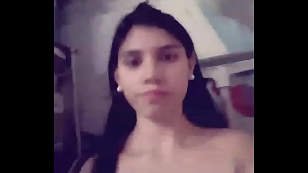 mi flaca gricelda gomez se masturba y quiere escuchar comentarios ricos y propuestas indecentes