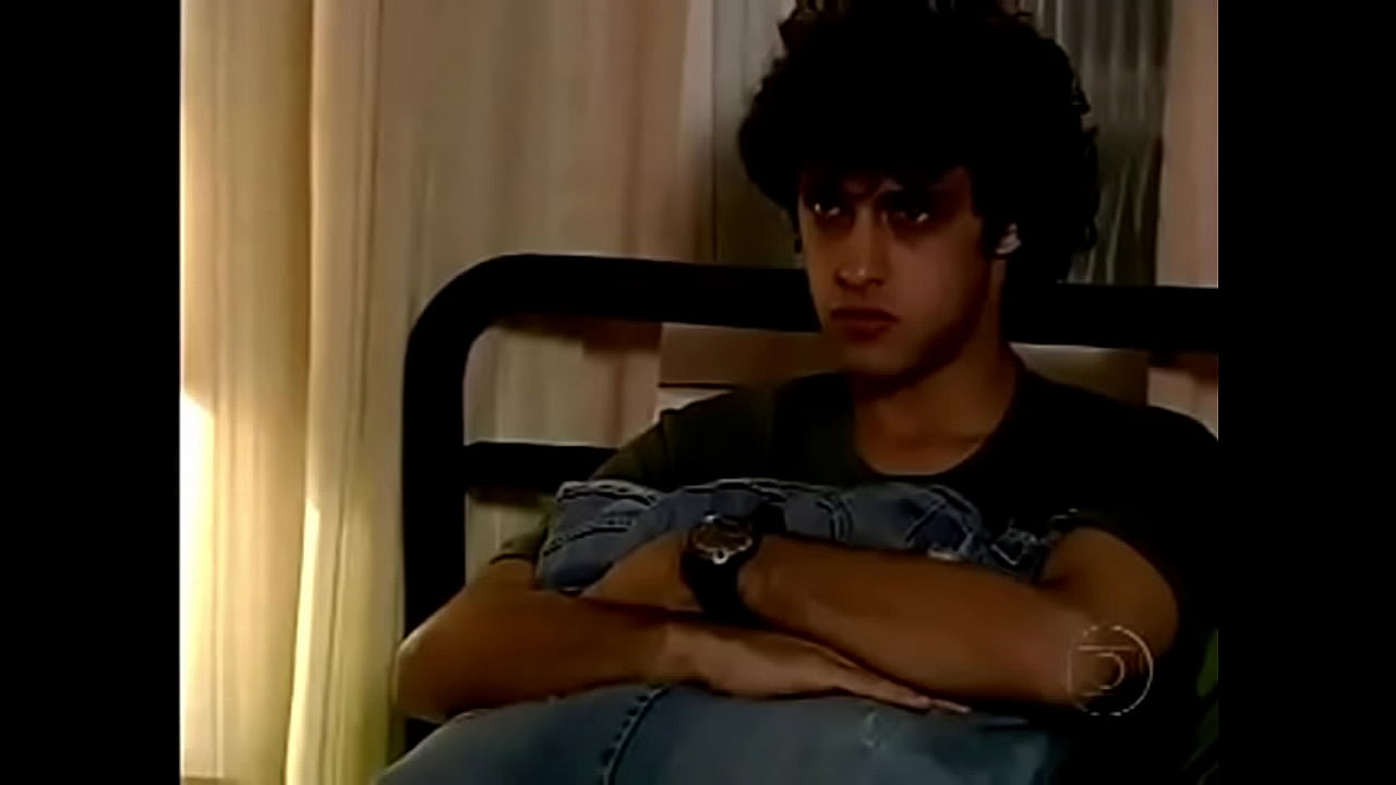 Ator de cueca em Malha&ccedil;&atilde;o