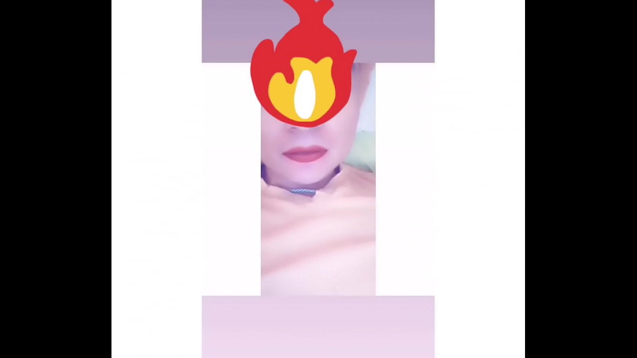 Se vienen en mi boca y juego con su leche