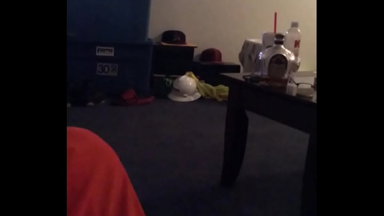 fun girl sucking ma Potna Up