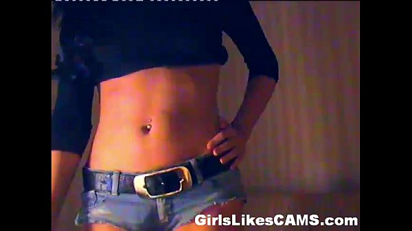 Good girl Anna with tight body shows up herself at GirlsLikesCAMS.com