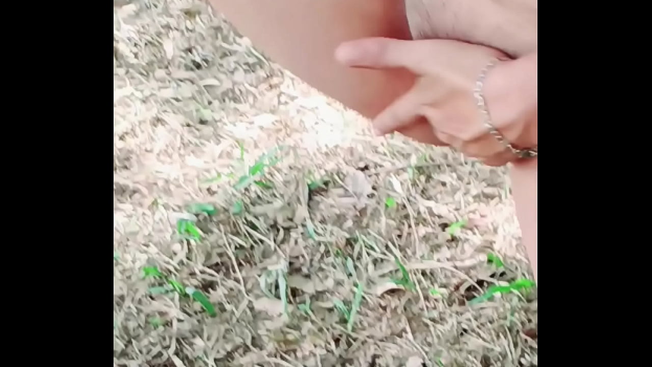 Tienes que ver mi cuerpo natural y sensillo como toda mujer, tengo buenos encantos soy bastante cachonda y muy caliente.