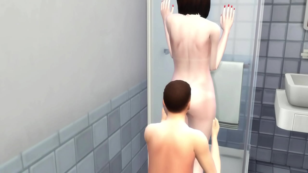 подглядывал в душе и спалился