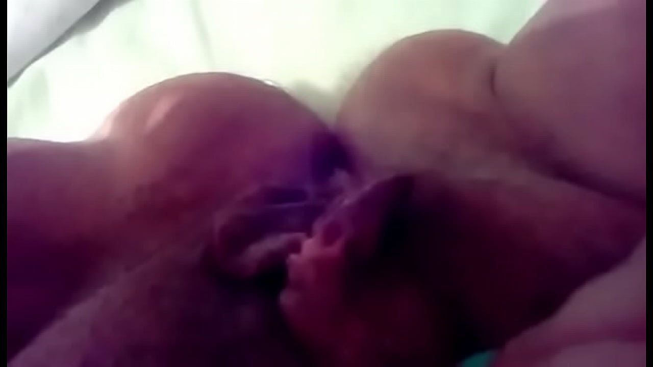 mi amiga evelyn de puerto montt me env&iacute;a v&iacute;deo masturbandose