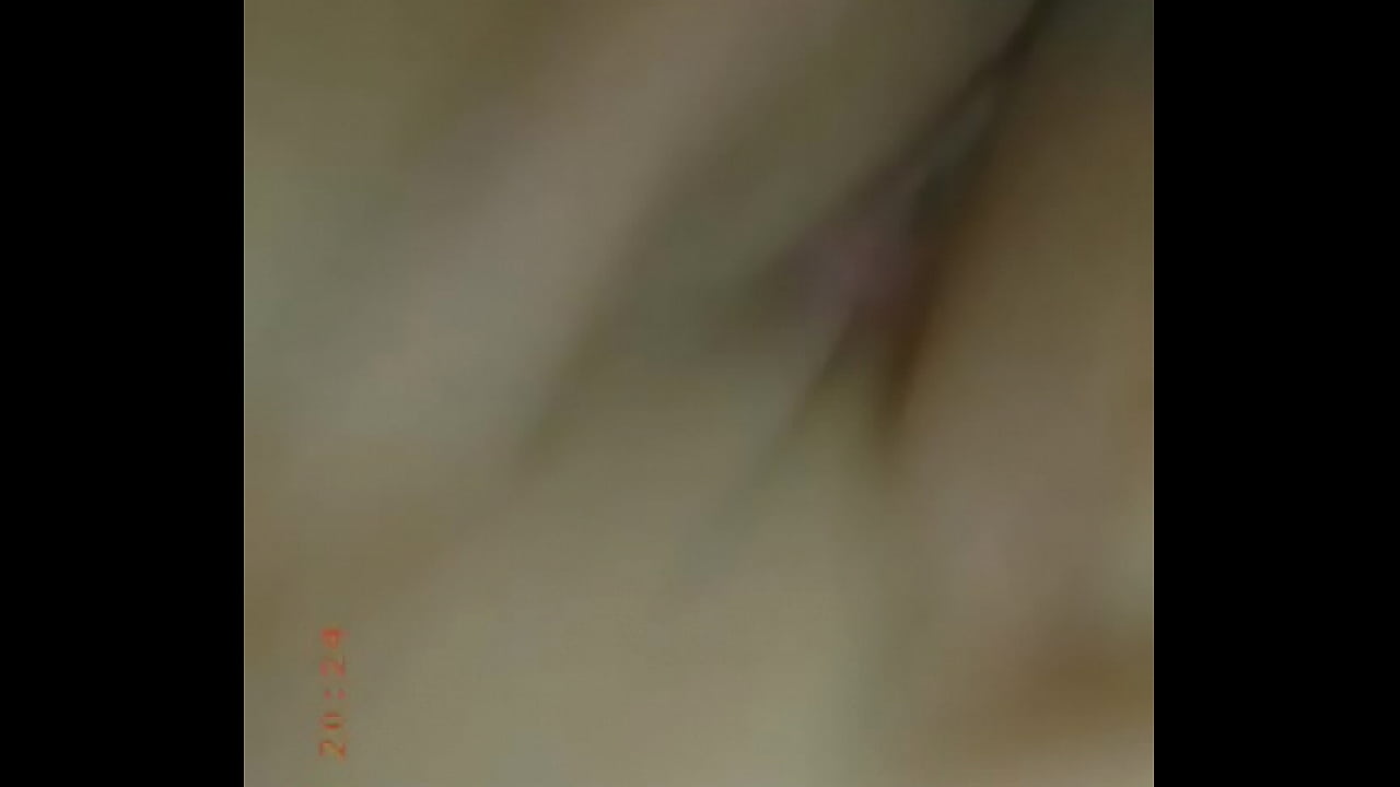 Se lo manda al novio