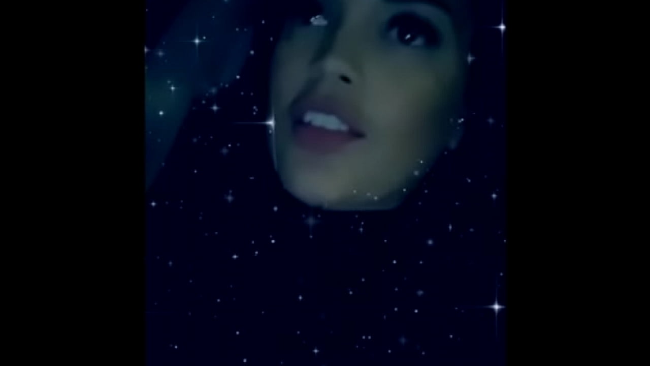 J'adore conduire avec un bon gode en moi (c'est excitant de fou)