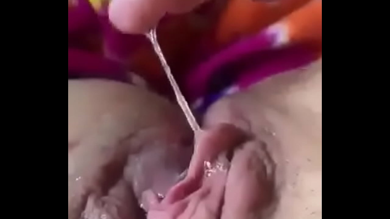 Amiga me manda video masturb&aacute;ndose