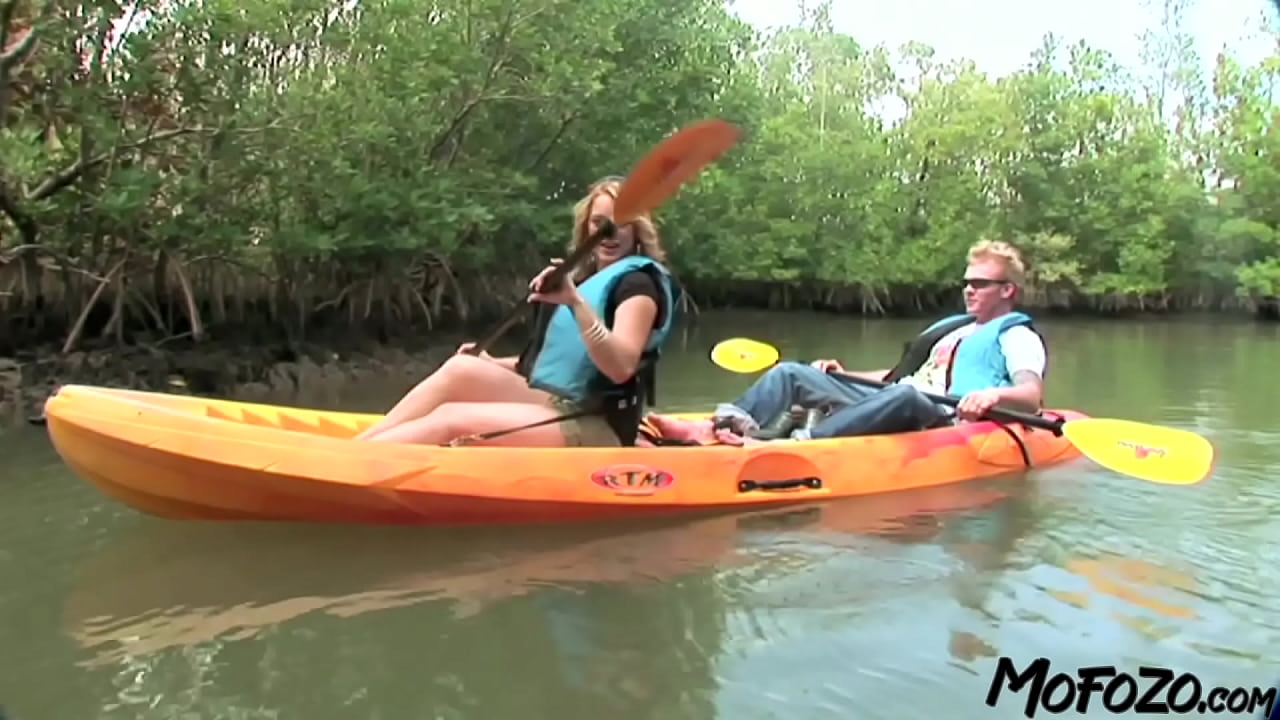 MOFOZO.com - Real Amateur Homemade Sex Video With An Adventurous Blonde