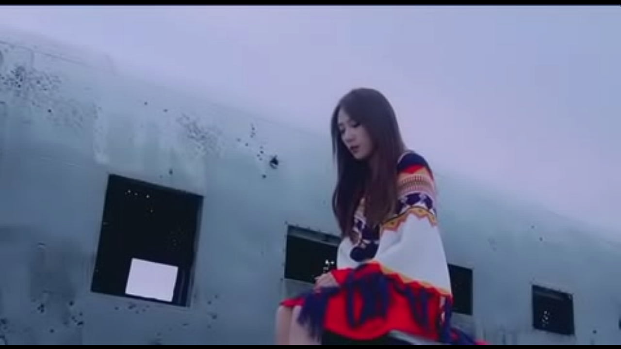 Loona Haseul- Let me in