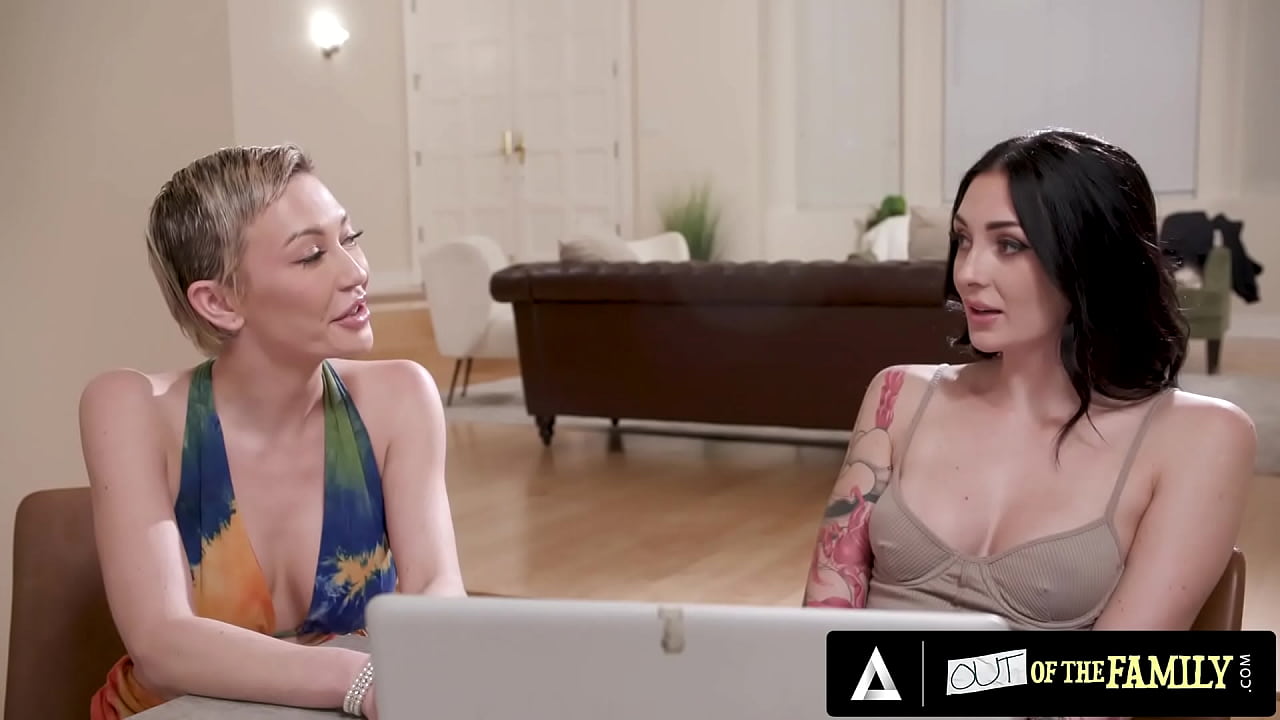 Wild Anal Threesome With Hot Girl And Her In-Laws