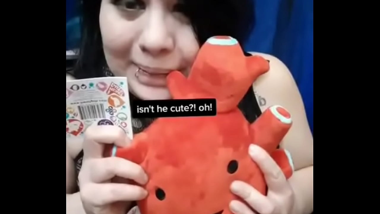 Full video! Follow me on the clock app, sometimes i post funny things & my pets being silly/cute?