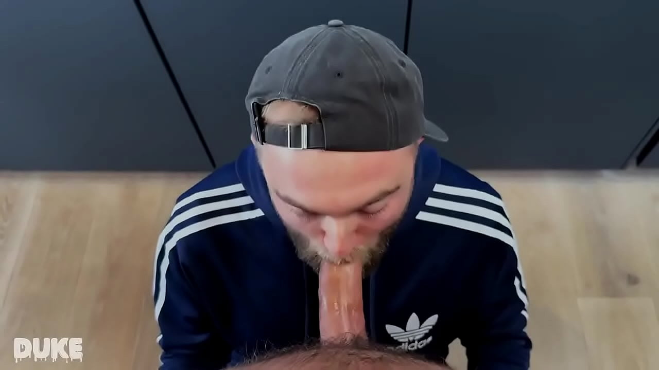 Straight blokes are always looking for a mouth to worship their cocks... who am I to deny them of that?   Video o...